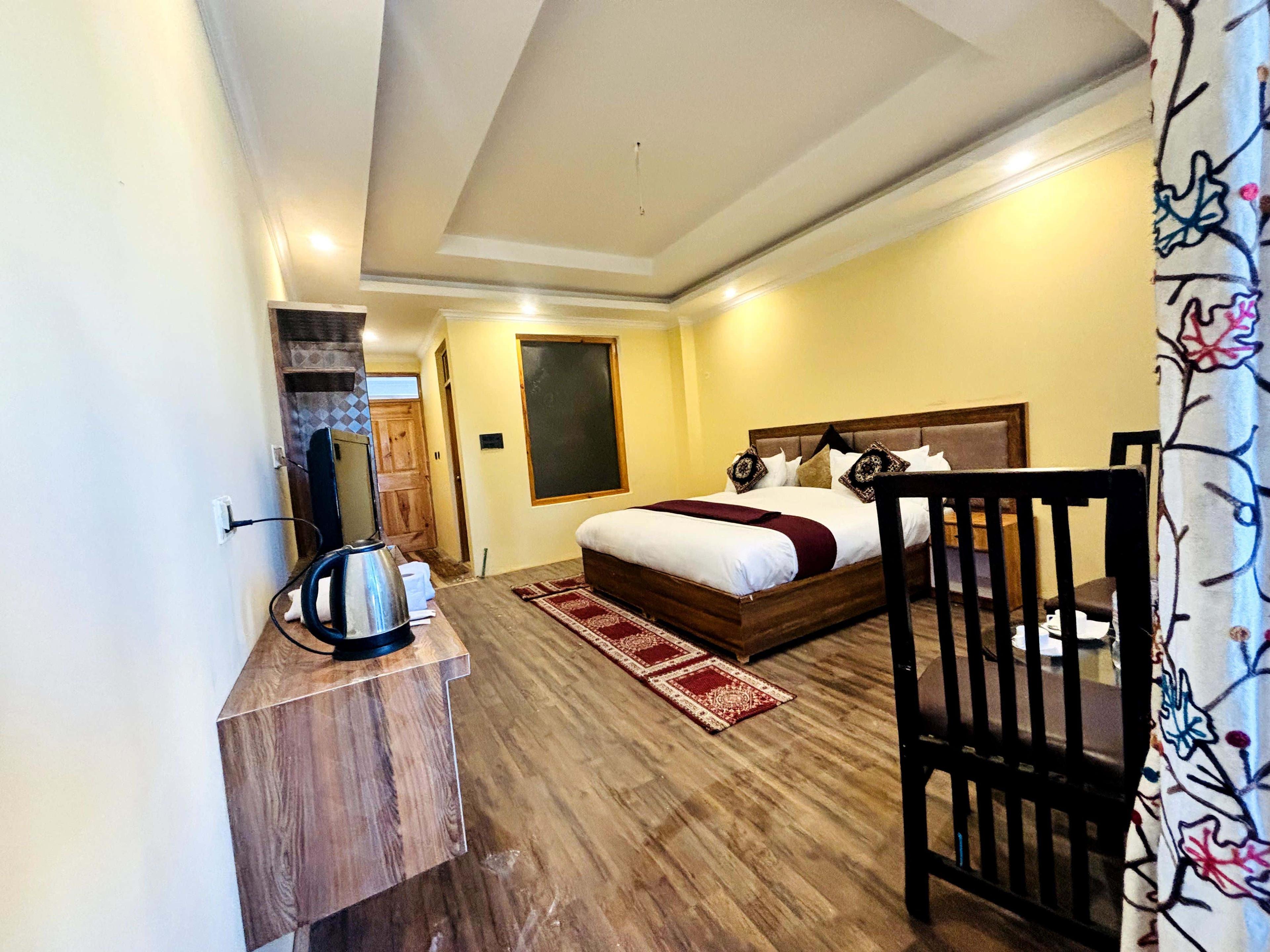 Premium Hotel Room - View 17