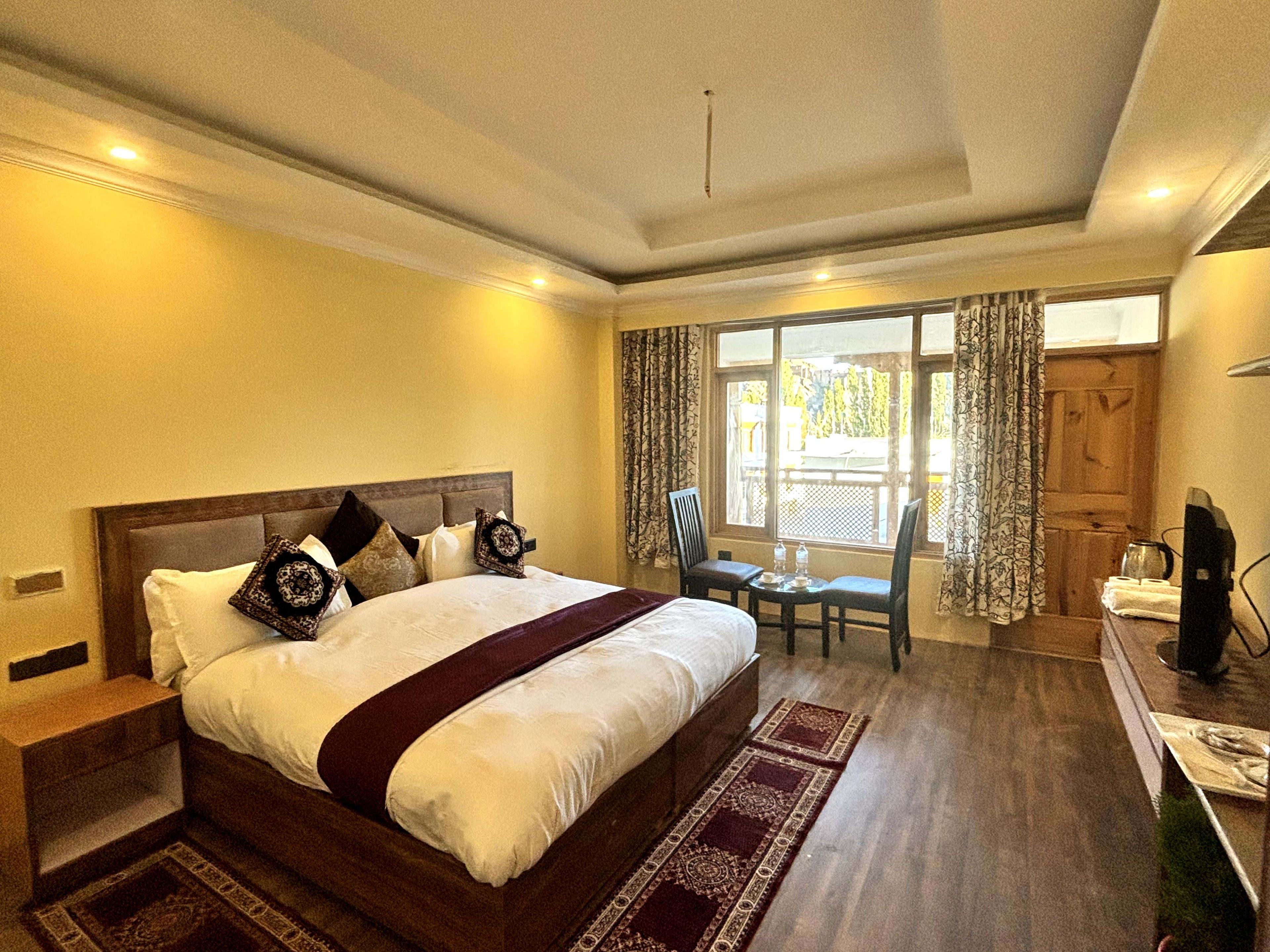 Premium Hotel Room - View 20