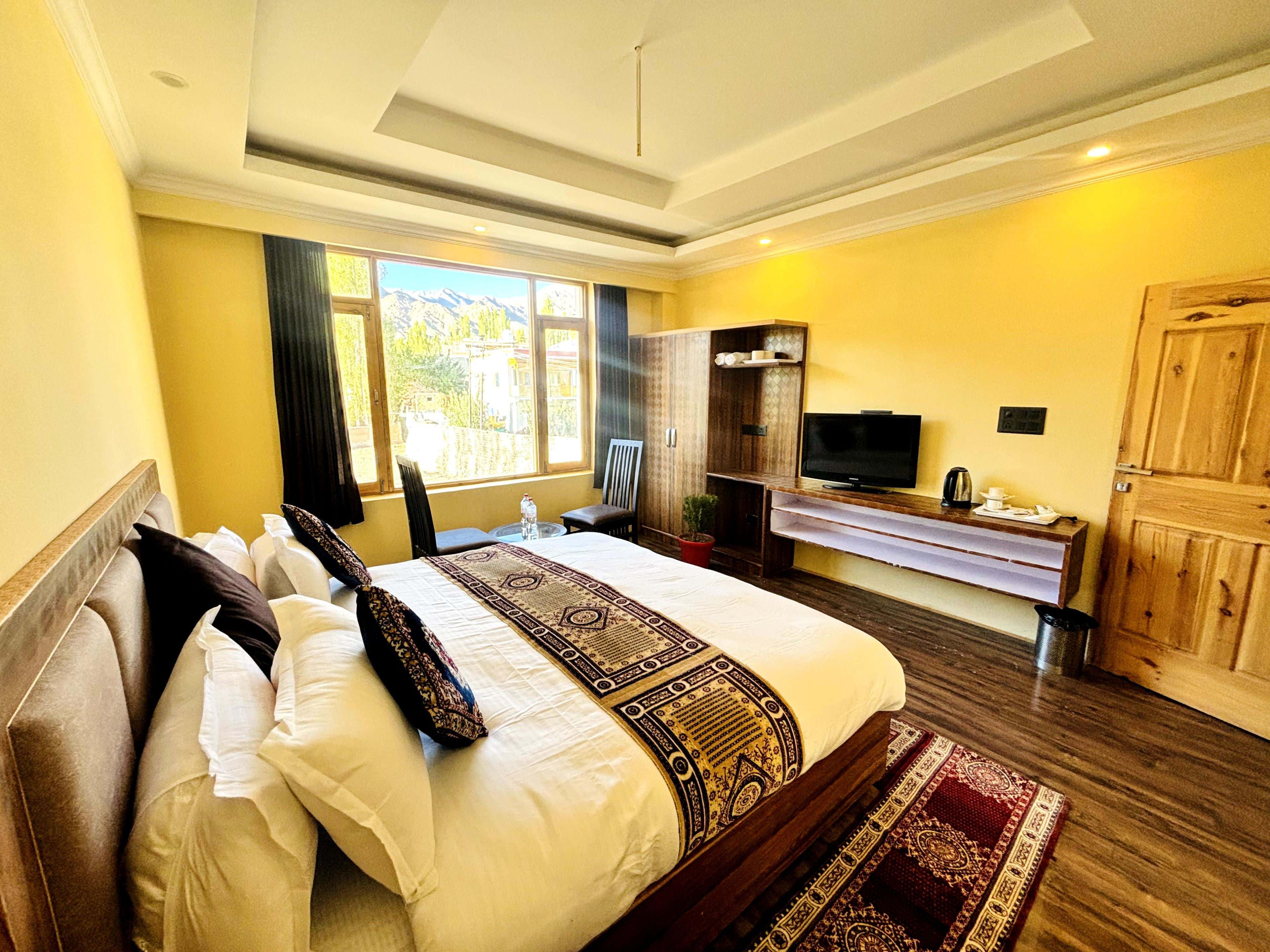 Premium Hotel Room - View 26